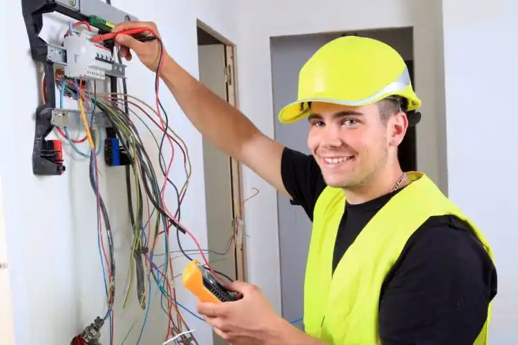 elektricien Wijk en Aalburg